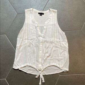 White Sleeveless Boho Top by Sanctuary M